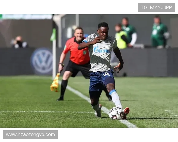 切尔西重建持续进行但是否出现循环现象，这一阶段性变化对赛季走势形成制约