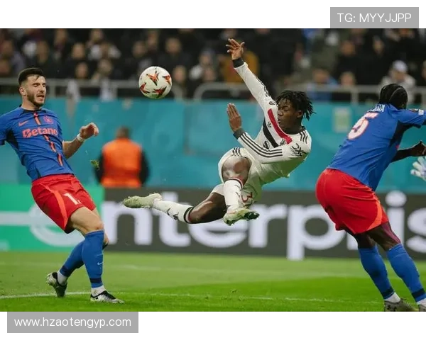 曼联关键比赛抗压能力问题显现,对球队争冠形势形成制约 曼联关键比赛抗压能力问题显现,对球队争冠形势形成制约